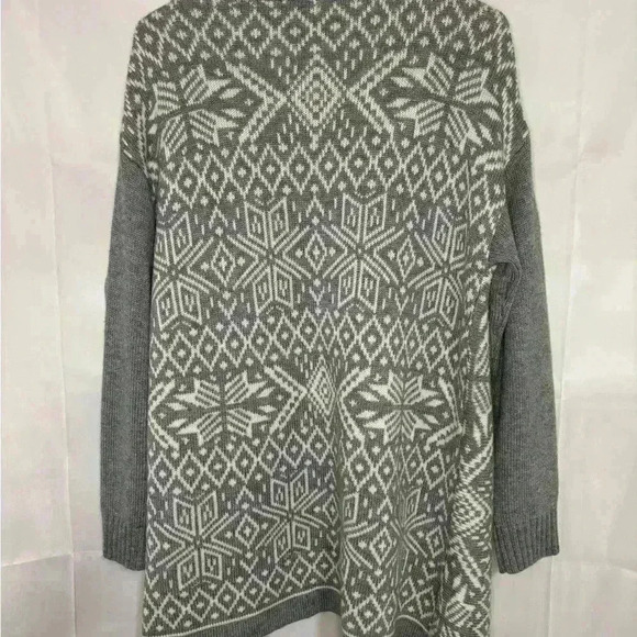 Womens size large Talbots wool/cashmere Aztec sweater, #354 - Picture 2 of 4